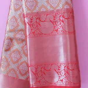 Flat Sale😍😍 Get This Pure Silk Saree @13999/