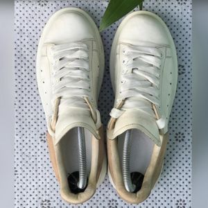 ALEXANDER MCQUEENWHITE LEATHER SNEAKERS WITH LOGO