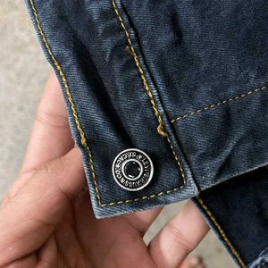 Levi's Blue Denim Jacket (Medium)