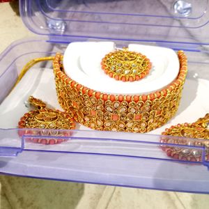 Beautiful Jewellery Set With Box Packing