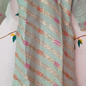 Pent Dupatta Suit