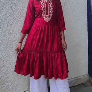 Red Kurta