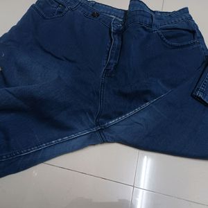 40" Waist Jeans