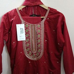 EMBROIDERED PARTY WEAR KURTI SET