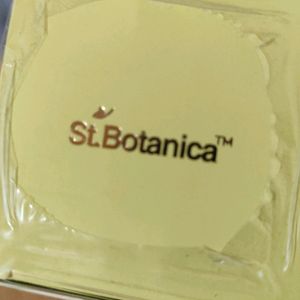 New St. Botanica Vitamin C Serum