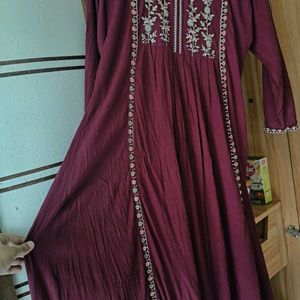 🔥 Offer Price 🔥 A-line Embroidered Kurta