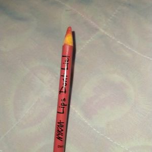 Nykaa Pink Lip Pencil