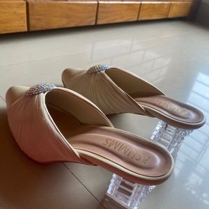 New 5|38 Pointed Toe  2 Inch Heels