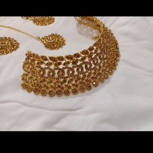 Prity Necklace Set