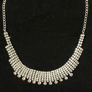 Fancy Stoned Necklace With Earrings Set