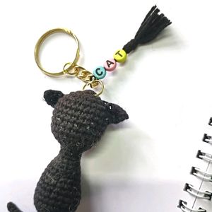 Black cat crochet keychain