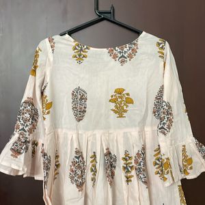 Trendy Top For Women