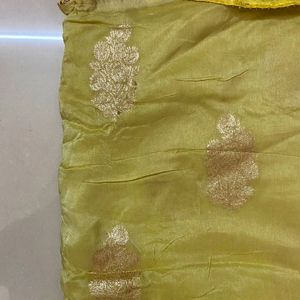 beutifull  Green Ombre Double Shade Saree🐸