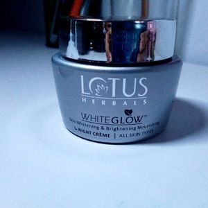 Lotus Night Creme`