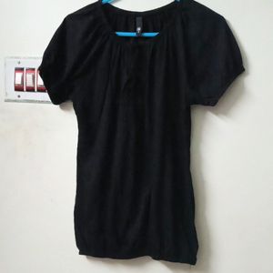 Xs Size Max Black Top