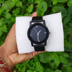 Brand New Quartz Analogue Watch For Men