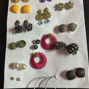 18 Stud And Earrings
