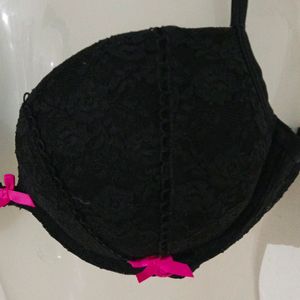 BLACK SEXY PADDED BRA