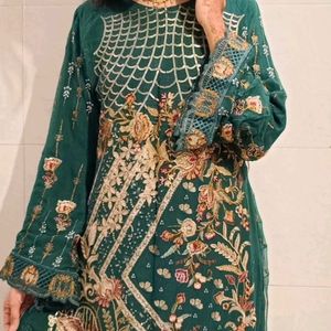 Auspicious Green Heavy Pakistani Suit