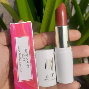 New Myglamm lipstick💄 Shade-L18 Brown Delight