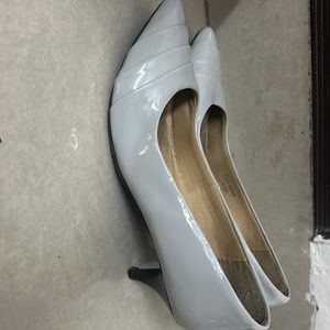 Carlton London Heels