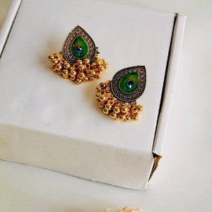 Peacock Gold Oxidised Earring