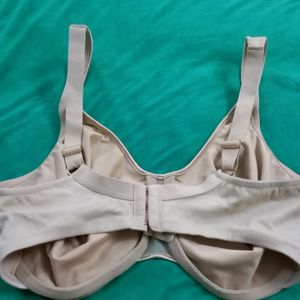 38 BUST LIKE NEW BRALETTE