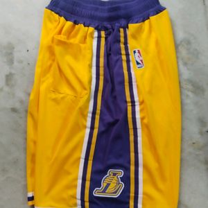 NIKE LAKERS YELLOW BASKETBALL SHORTS SIZE -32