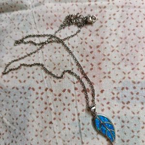 GIVA 92.5 Mystic Pendant Necklace