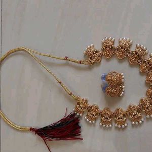 Gold Plated Jewellery Set.