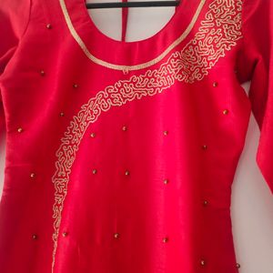 Red Kurta Set With Dupatta