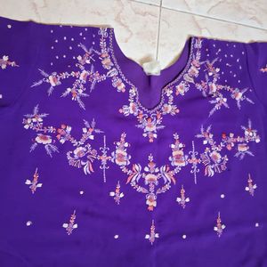 40 Or L Size Embroidery Kurti Set