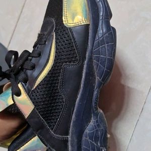 Casual Shoes For Women Very Good Condition