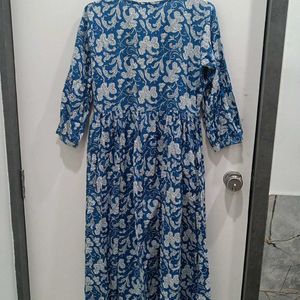 *SALE* Pretty blue