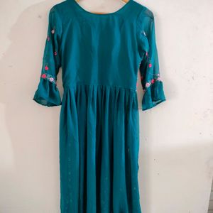 Nayra Kurti Set (Women's) Offer Bhejiye