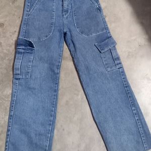 Cargo Jeans