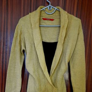 Stylish Yellow Sweater Full Tight Sleeve For Winte