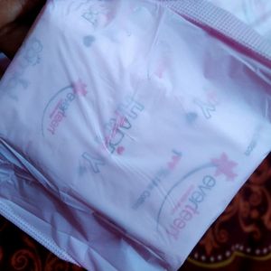 Everteen Sanitary Pad (XXL)... For Period Care..💞