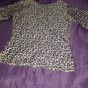 Cheetah Printed Top Size Is S