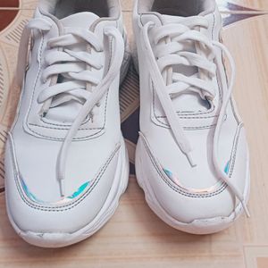 Sneakers For Women