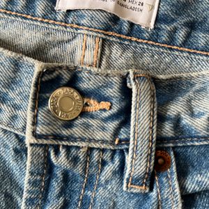 Zara Straight Fit Jeans