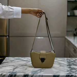 NEW Slingbag Stylish Trendy Bag