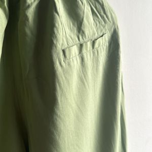 Green Buttoned High Waist Palazzo