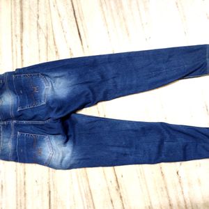 Woman Blue  Jeans, Size 28 , No Flaws , Good Condi