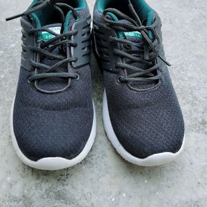 Campus Stylish And Comfortable Running Sports Shoe