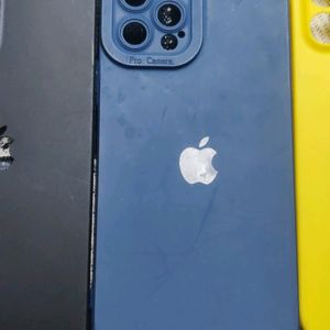 iPhone 12 Pro Cover Q