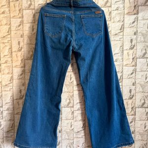 Knees Cut Wide Leg Jeans