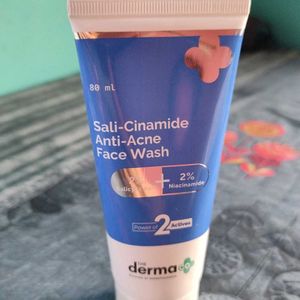 Sali-cinamide Anti Acne Fase Wash