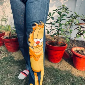 HAND PAINTED LEVI’S JEANS