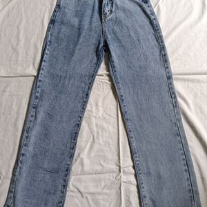 Trendy Denim Jeans